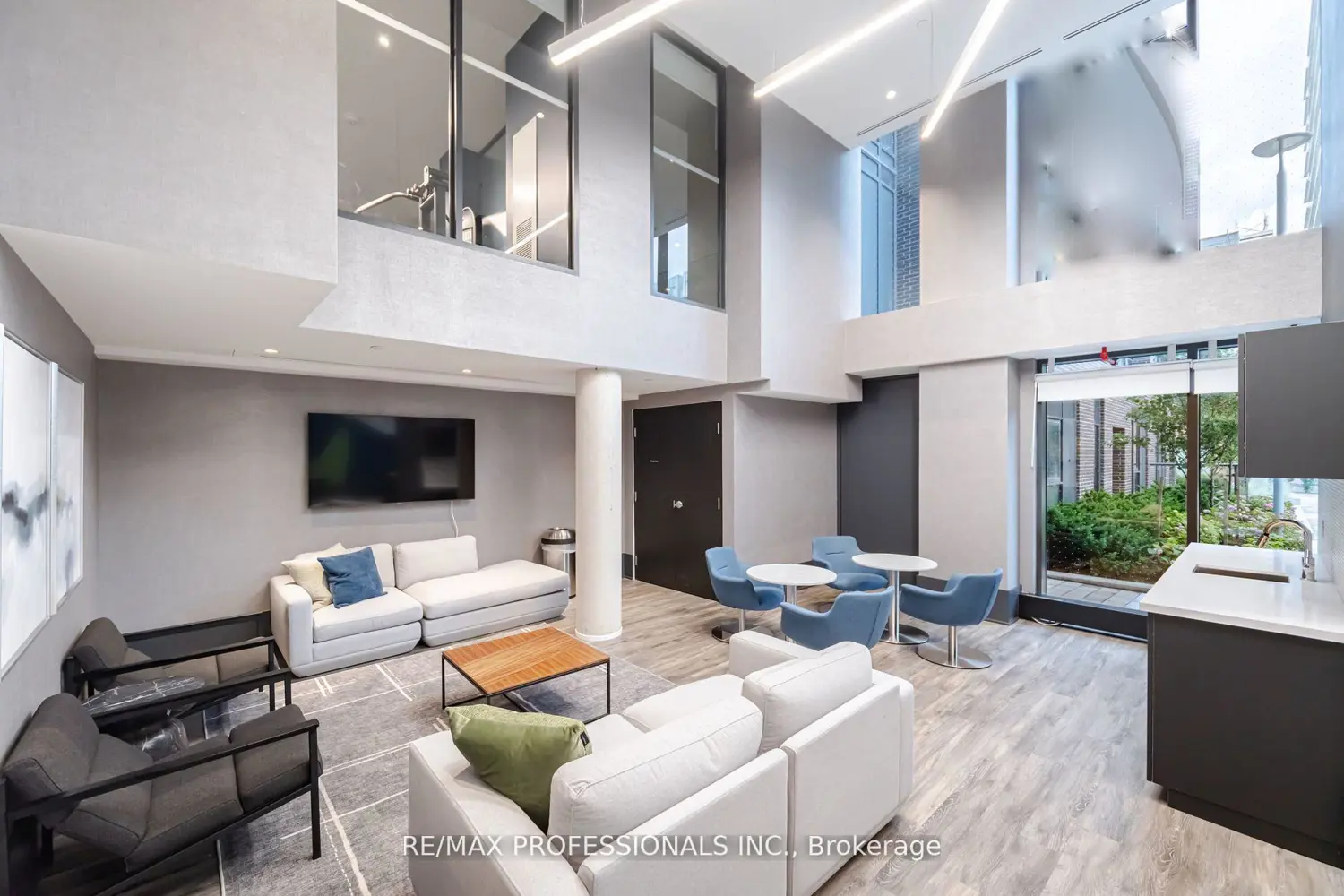 Additional image 20 of 185 Deerfield Road 504