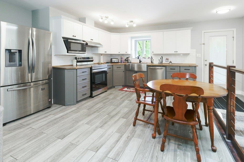 Additional image 5 of 12060 208 Street, Maple Ridge, BC, V2X 4W8