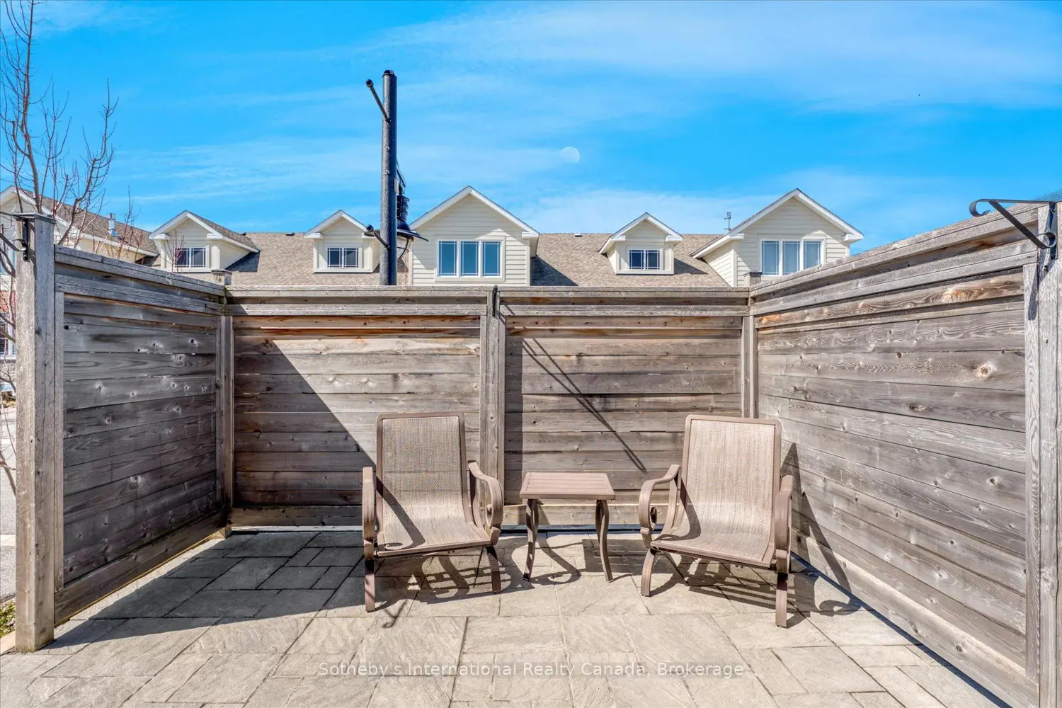 Additional image 15 of 4 Emerson Mews