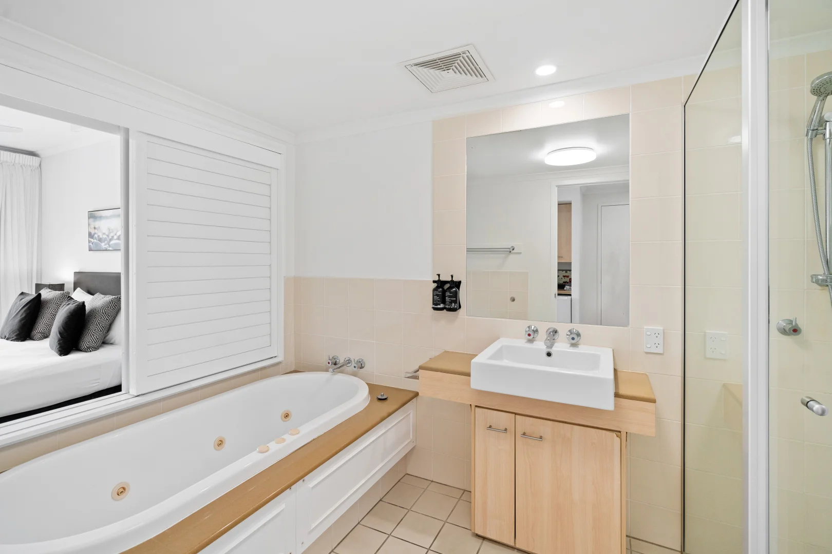 Additional image 9 of 422/49-63 Williams Esplanade, Palm Cove QLD 4879