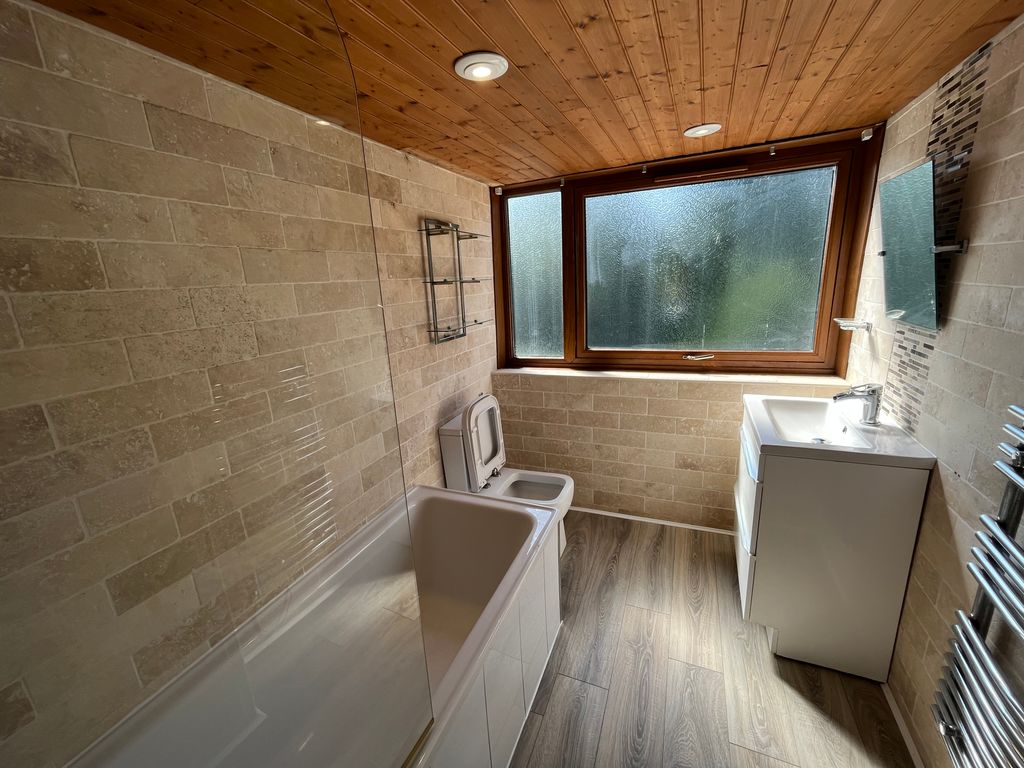 Additional image 8 of 3 bed semi-detached house to rentLockhart Street, Larkhall ML9