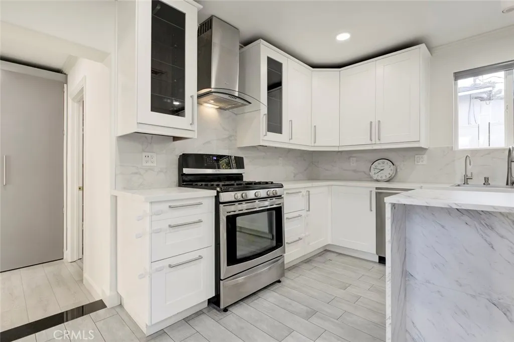 Additional image 16 of 3041 Alabama St, La Crescenta, CA 91214