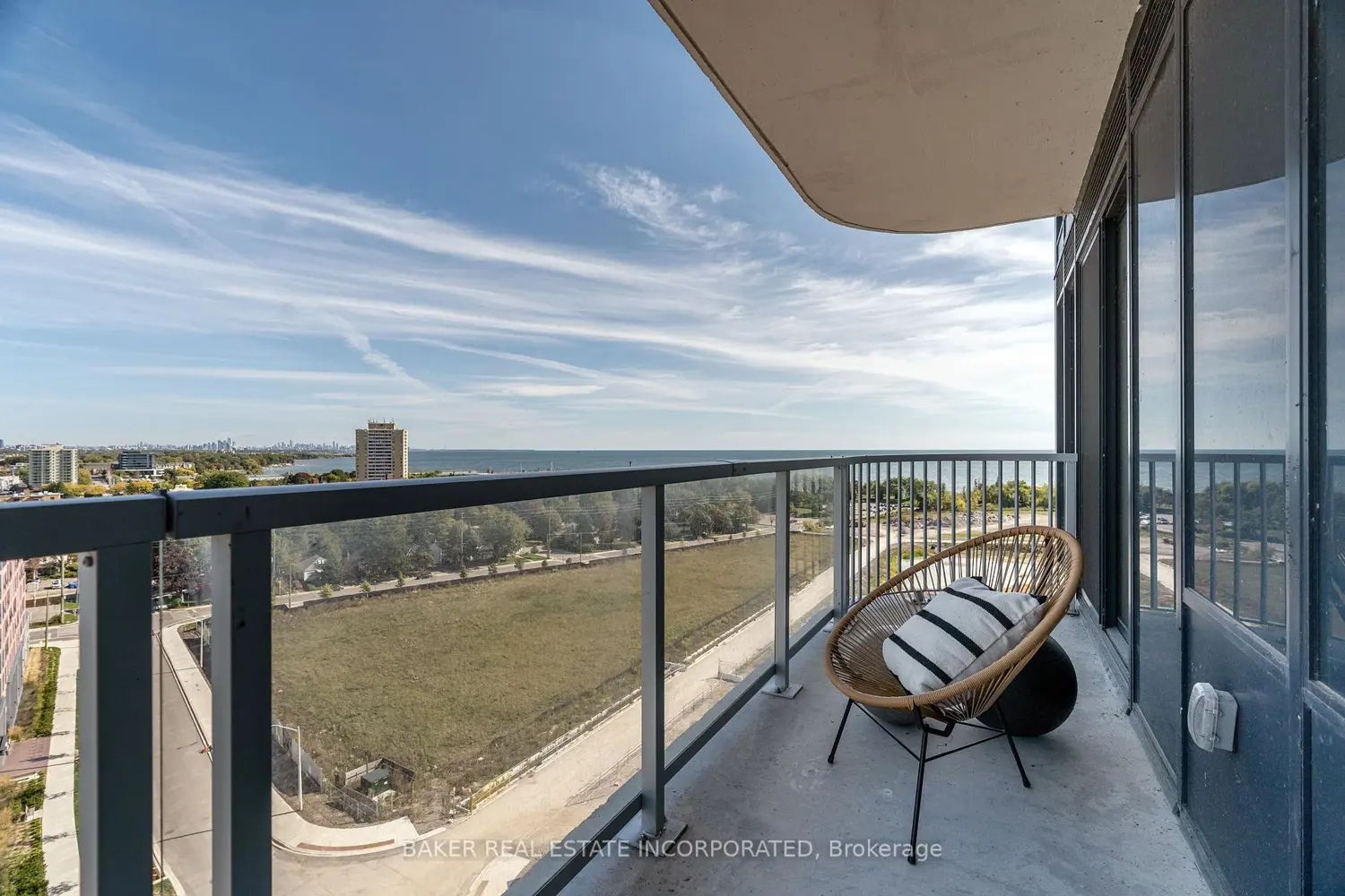 Additional image 11 of 220 Missinnihe Way 1205