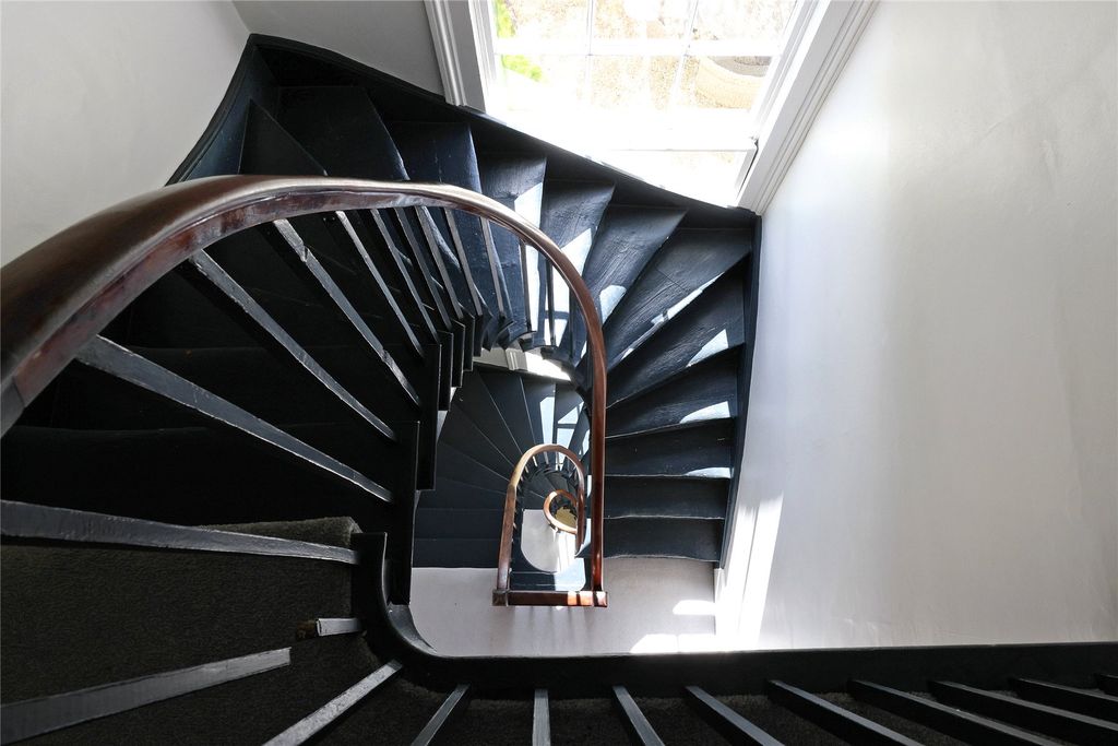 Additional image 10 of 7 bed detached house to rentThe Park, Cheltenham, Gloucestershire GL50