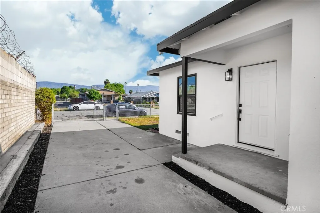 Additional image 61 of 1287 W 8th St, San Bernardino, CA 92411