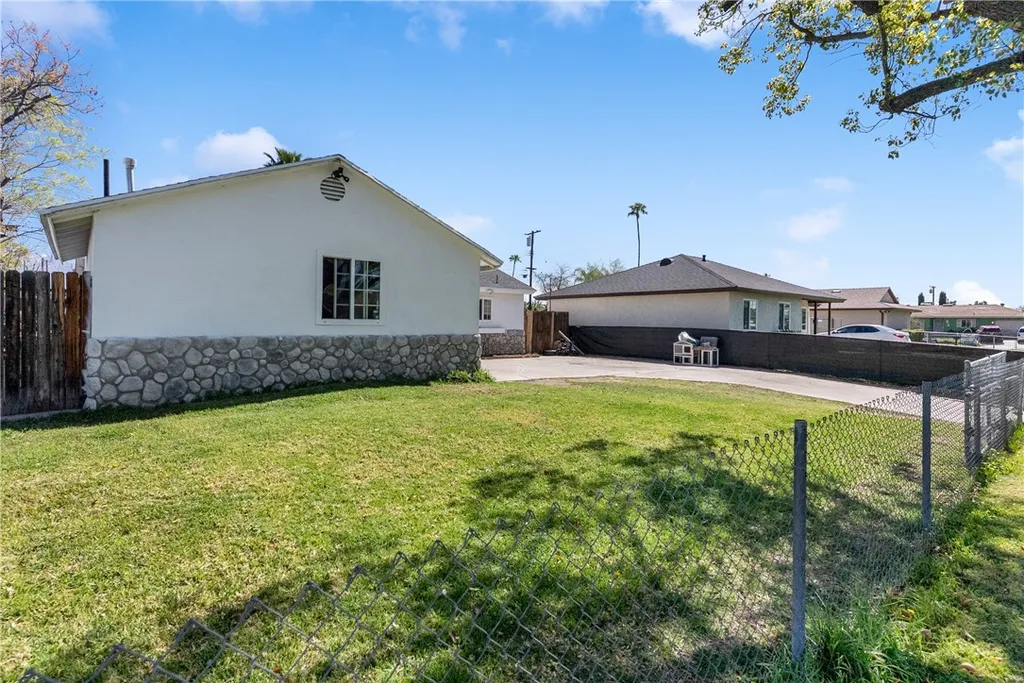 Additional image 6 of 7715 Rogers Lane, San Bernardino, CA 92410
