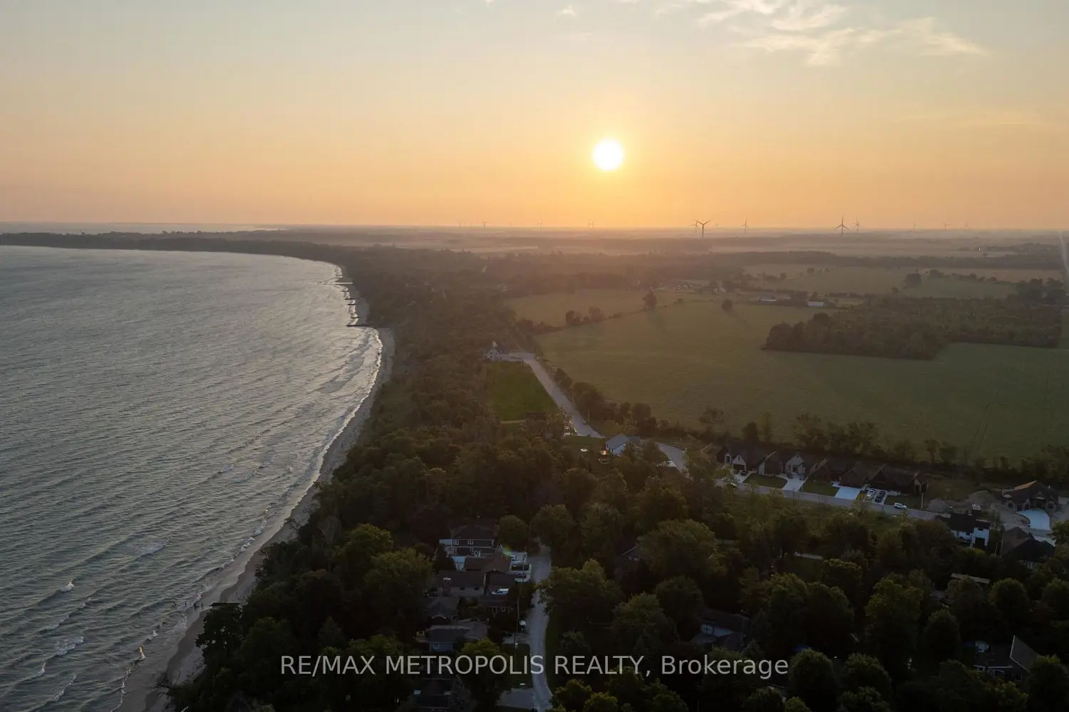 Additional image 8 of 7089 Blue Coast Heights