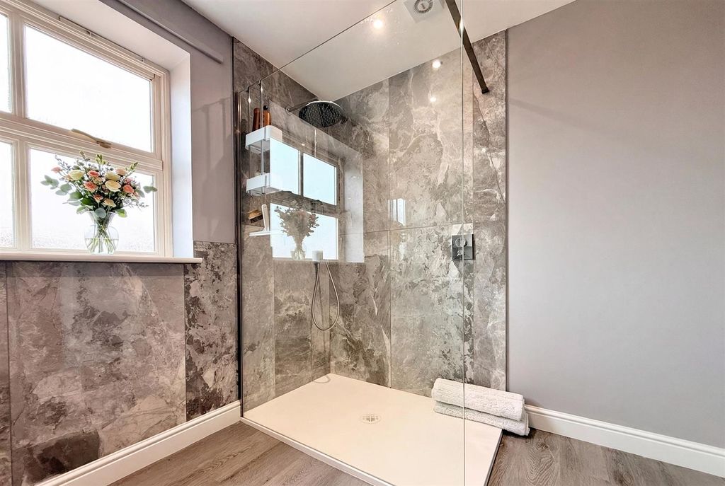 Additional image 26 of 5 bed detached house to rentHigh Street, Brant Broughton, Lincoln LN5