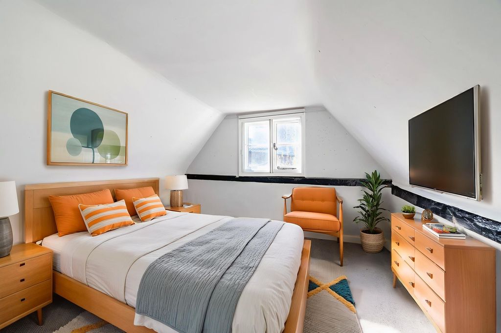 Additional image 8 of 3 bed maisonette to rentTombland, Norwich NR3
