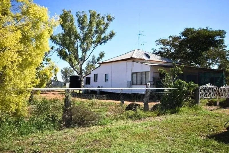 30-32 Flinders Street, Ilfracombe QLD 4727