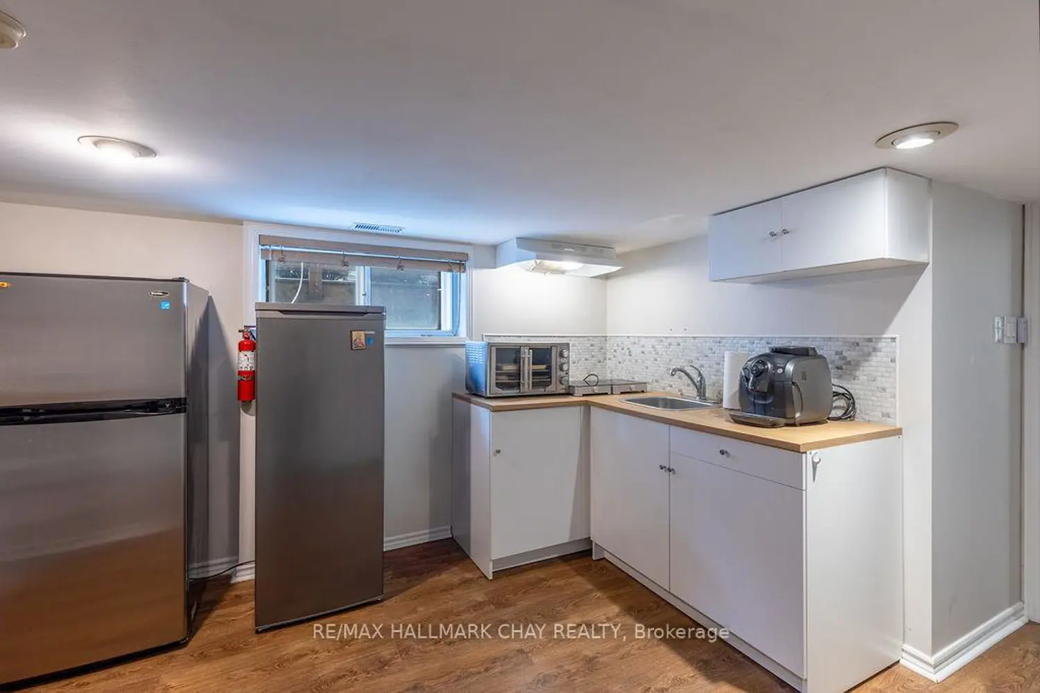 Additional image 16 of 325 Innisfil Street