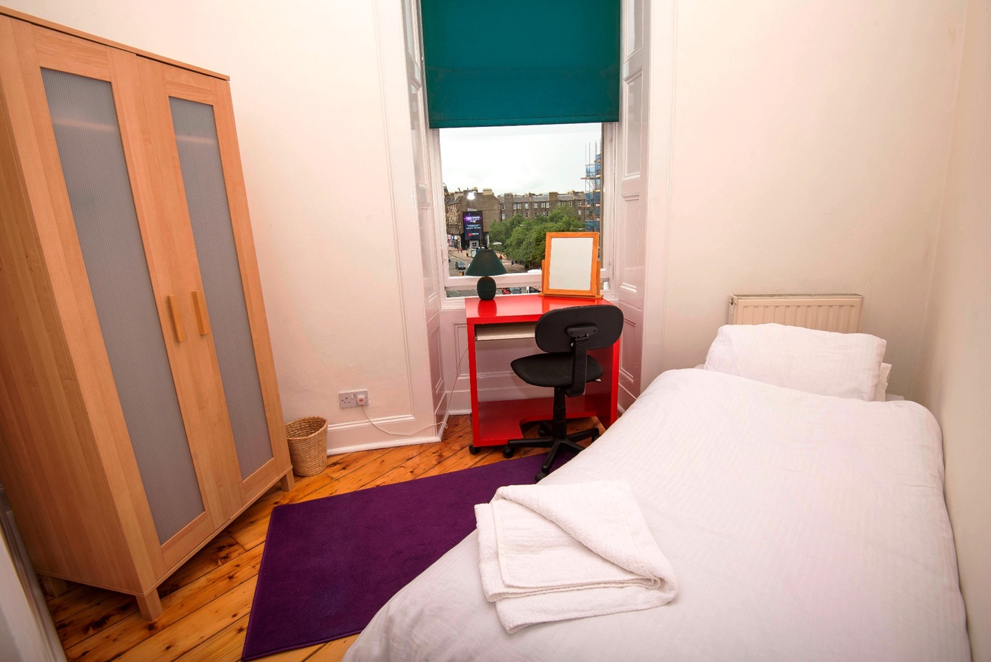 Additional image 5 of 5 Bed Flat, Crighton Place, EH7, N1 7GU