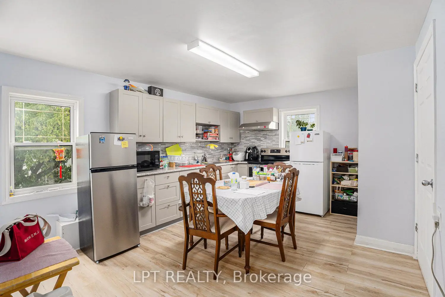 Additional image 9 of 257 Parkdale Avenue