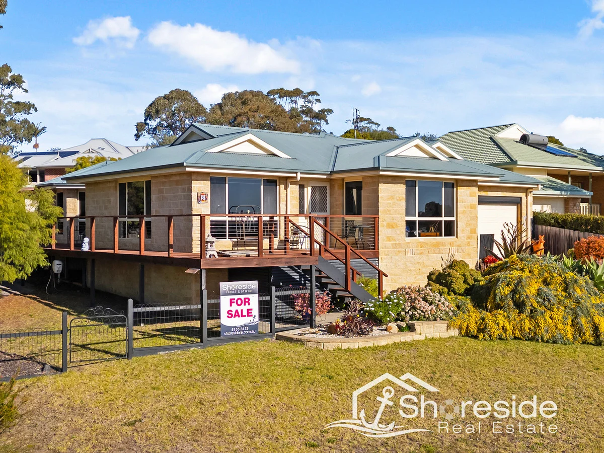Additional image 16 of 9 The Balcony, Lakes Entrance VIC 3909