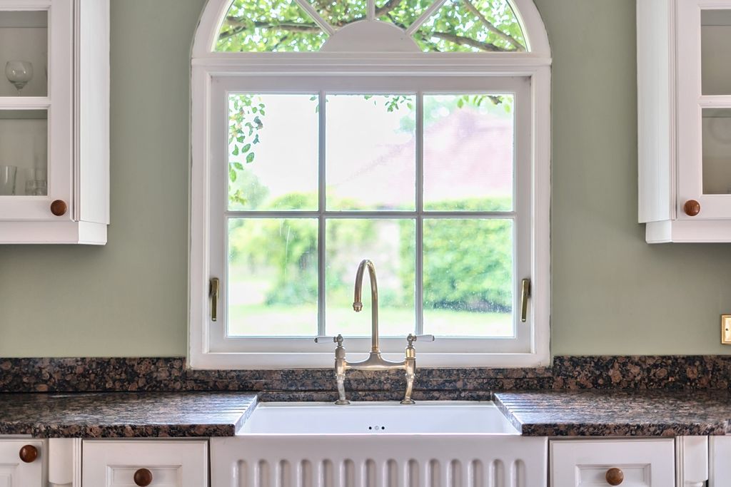 Additional image 5 of 5 bed detached house to rentHighmoor Cross, Henley-On-Thames RG9