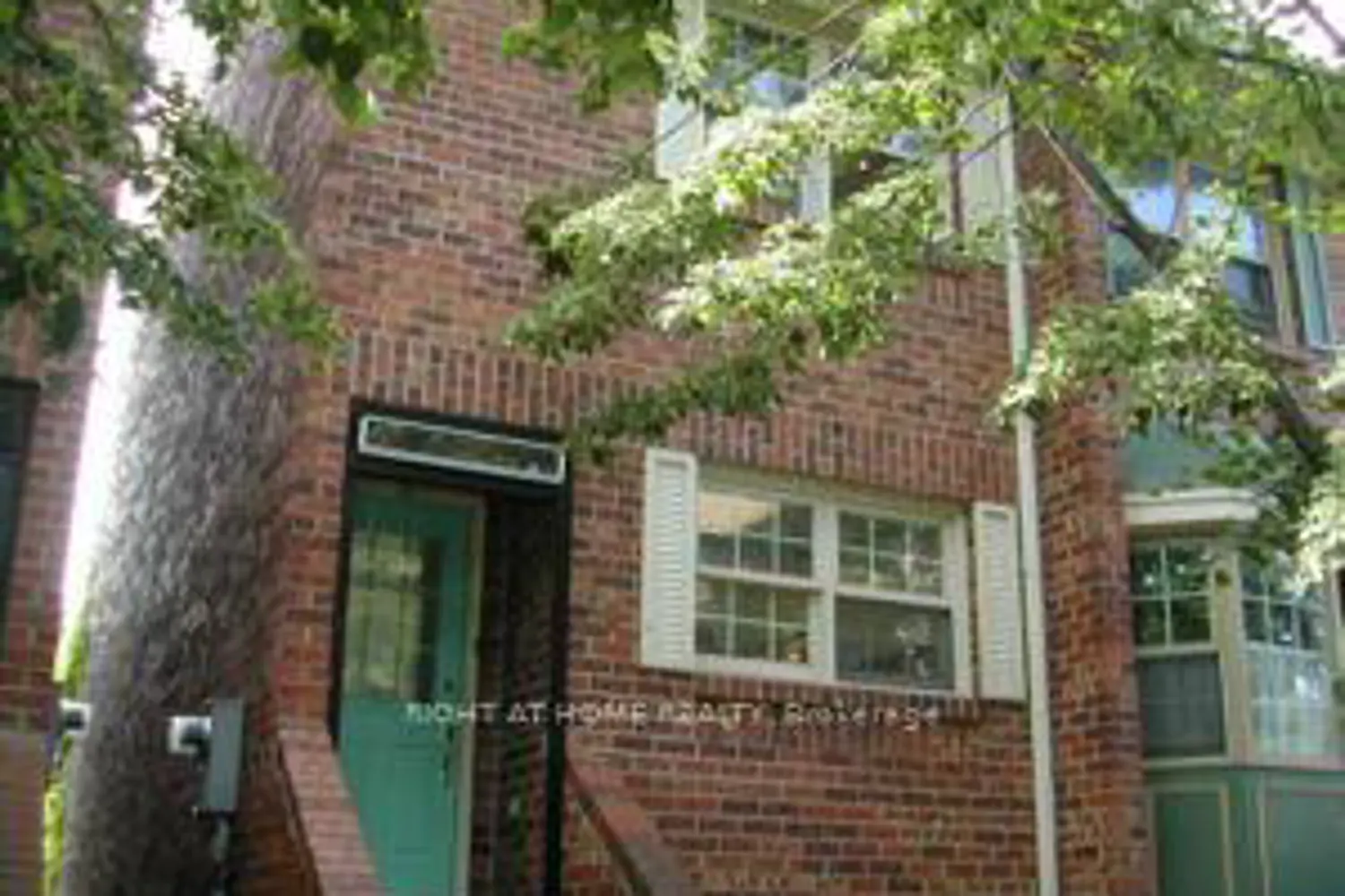 11 Quarry Court