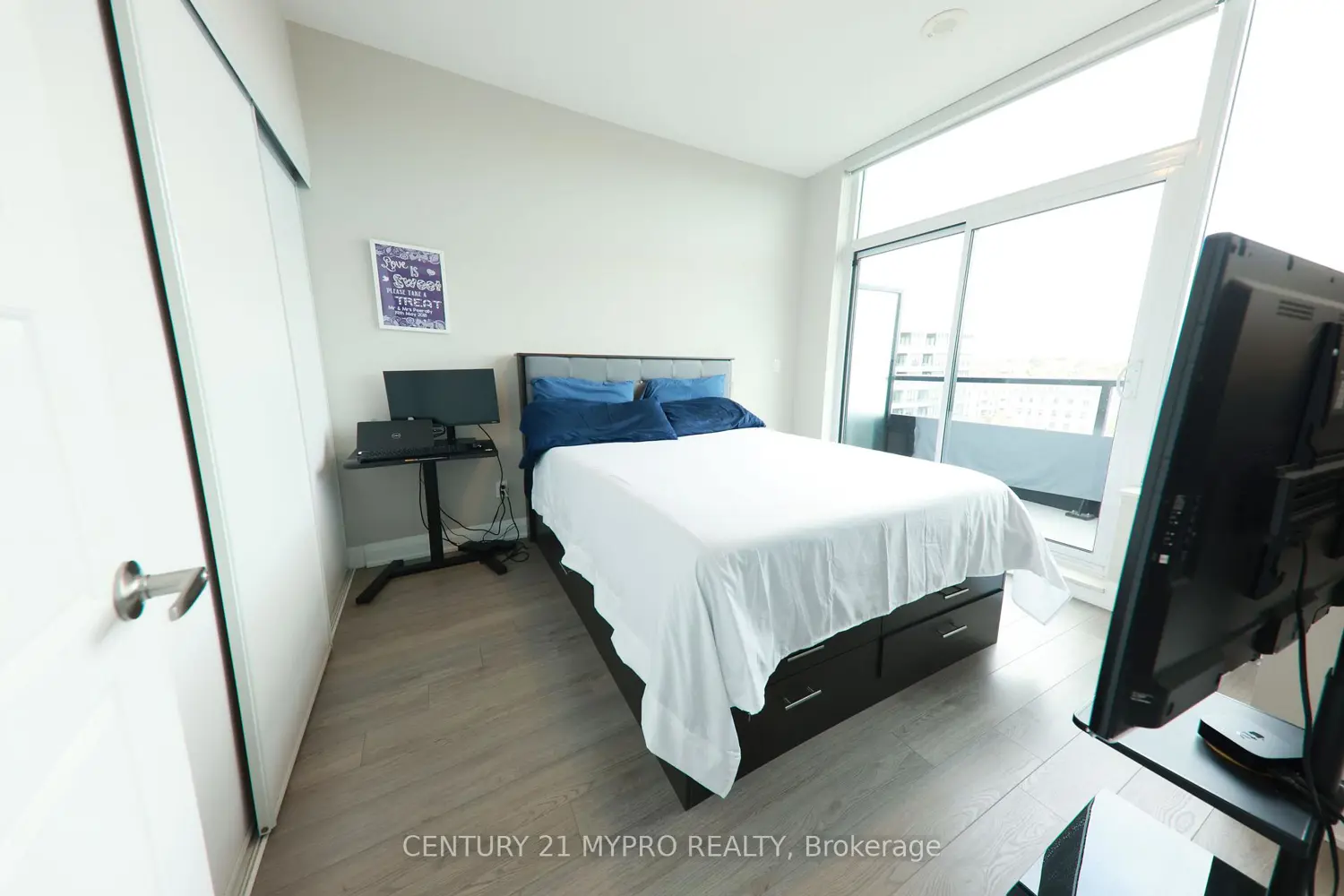 Additional image 7 of 15 Water Walk Drive 917