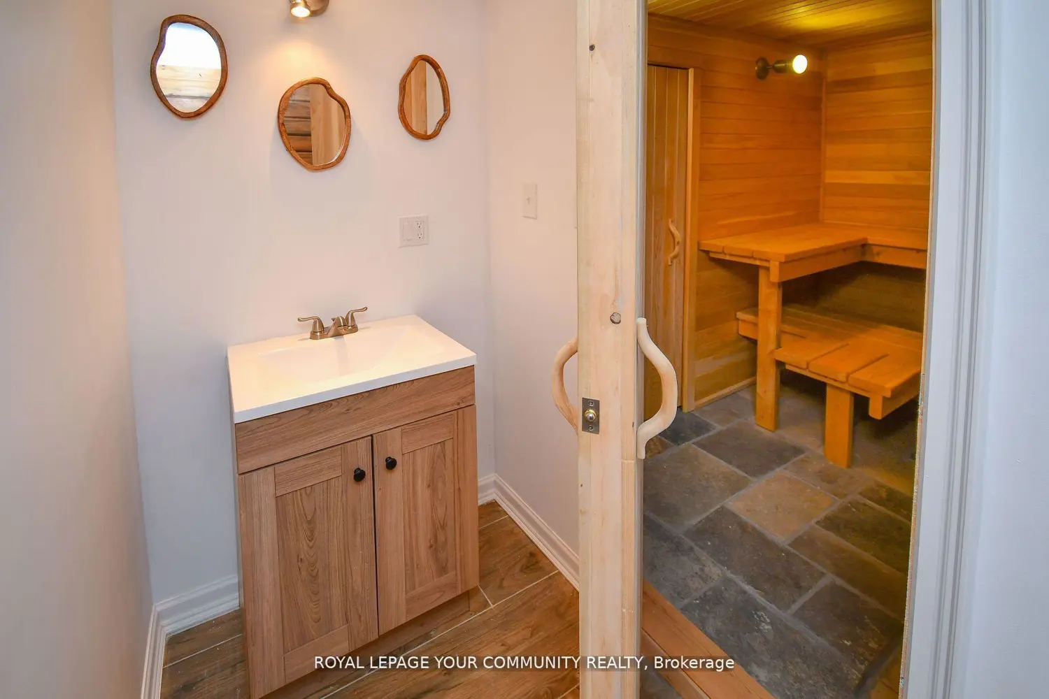 Additional image 11 of 527 Big Bay Point Road