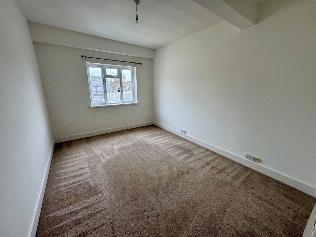 Additional image 5 of 2 bed flat to rent29 Hill Street, St Helier JE2