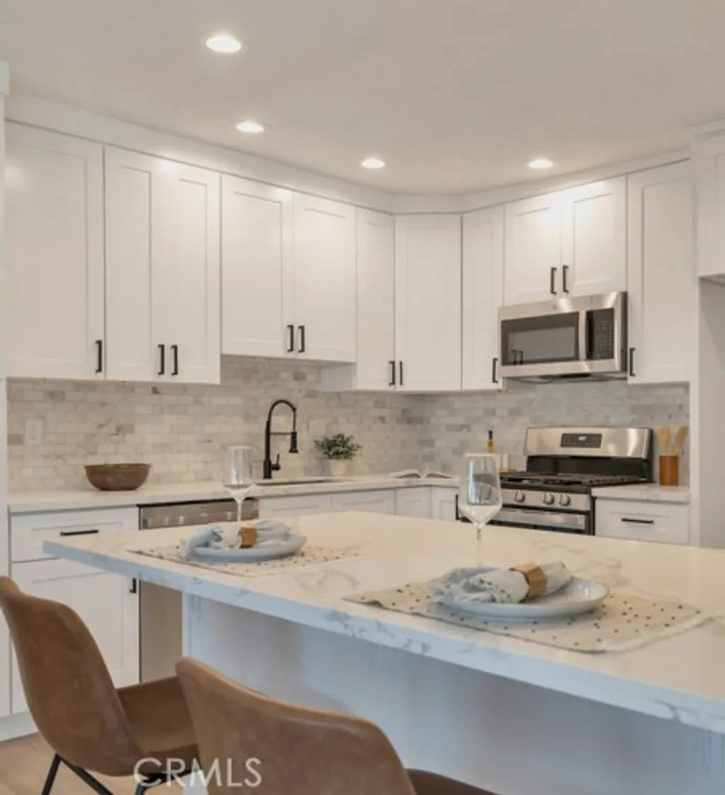 Additional image 13 of 27039 Rio Prado Dr, Valencia, CA 91354