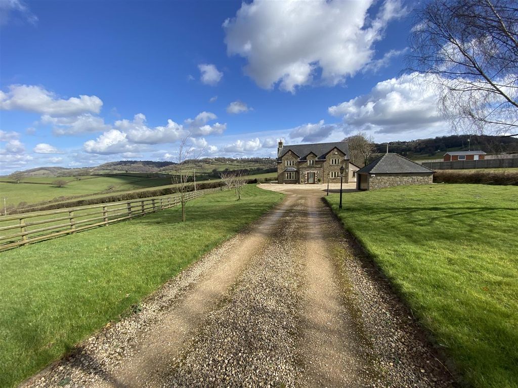 Additional image 33 of 4 bed detached house to rentGwerninog Farm, Lansoy, Usk NP15