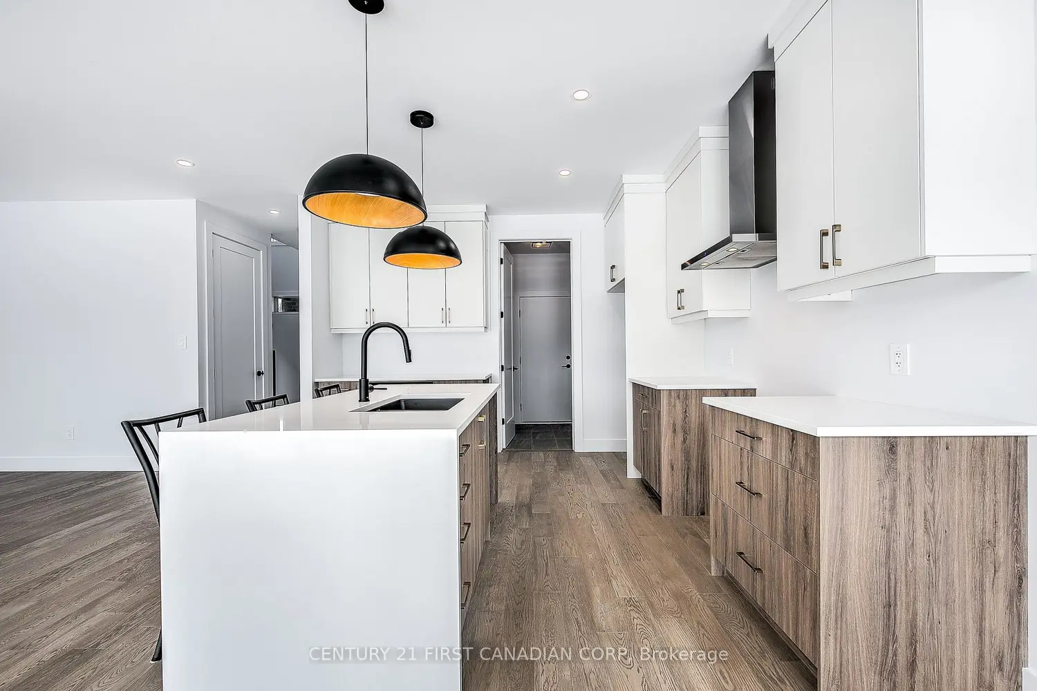 Additional image 6 of 245 Hesselman Crescent