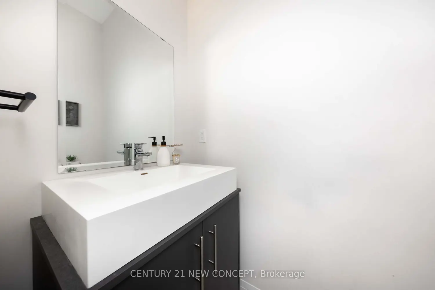 Additional image 6 of 83 Bethpage Crescent