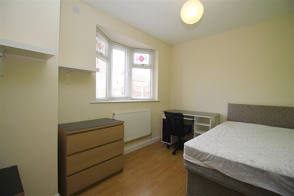 Additional image 13 of 9 bed town house to rentCarington Street, Loughborough LE11