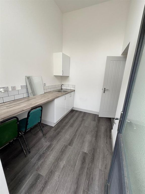 Additional image 7 of 25 bed block of flats to rentSedgley Road West, Tipton DY4