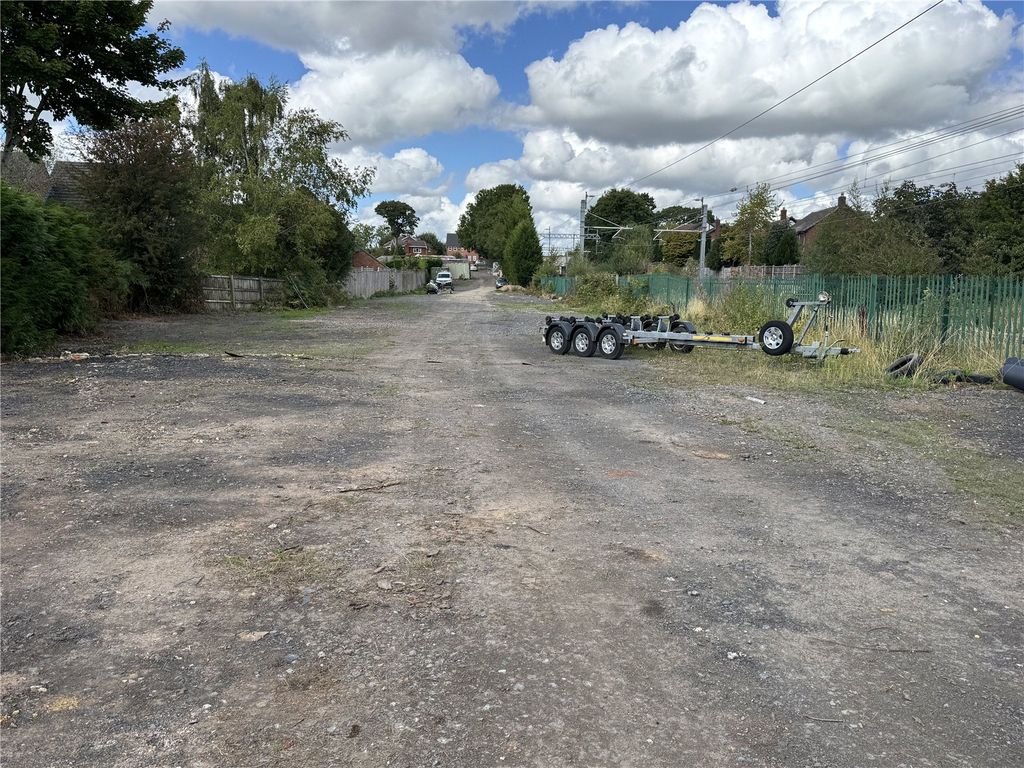Land to rentRawlinson Lane, Heath Charnock, Chorley, Lancashire PR7