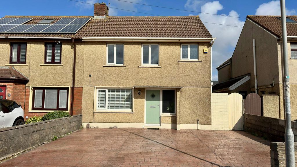 3 bed semi-detached house to rentPort Talbot SA12