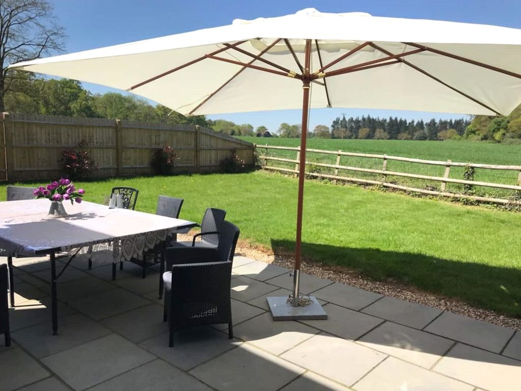 Additional image 19 of 4 bed detached house to rentBinfield Heath, Henley-On-Thames, Oxfordshire RG9