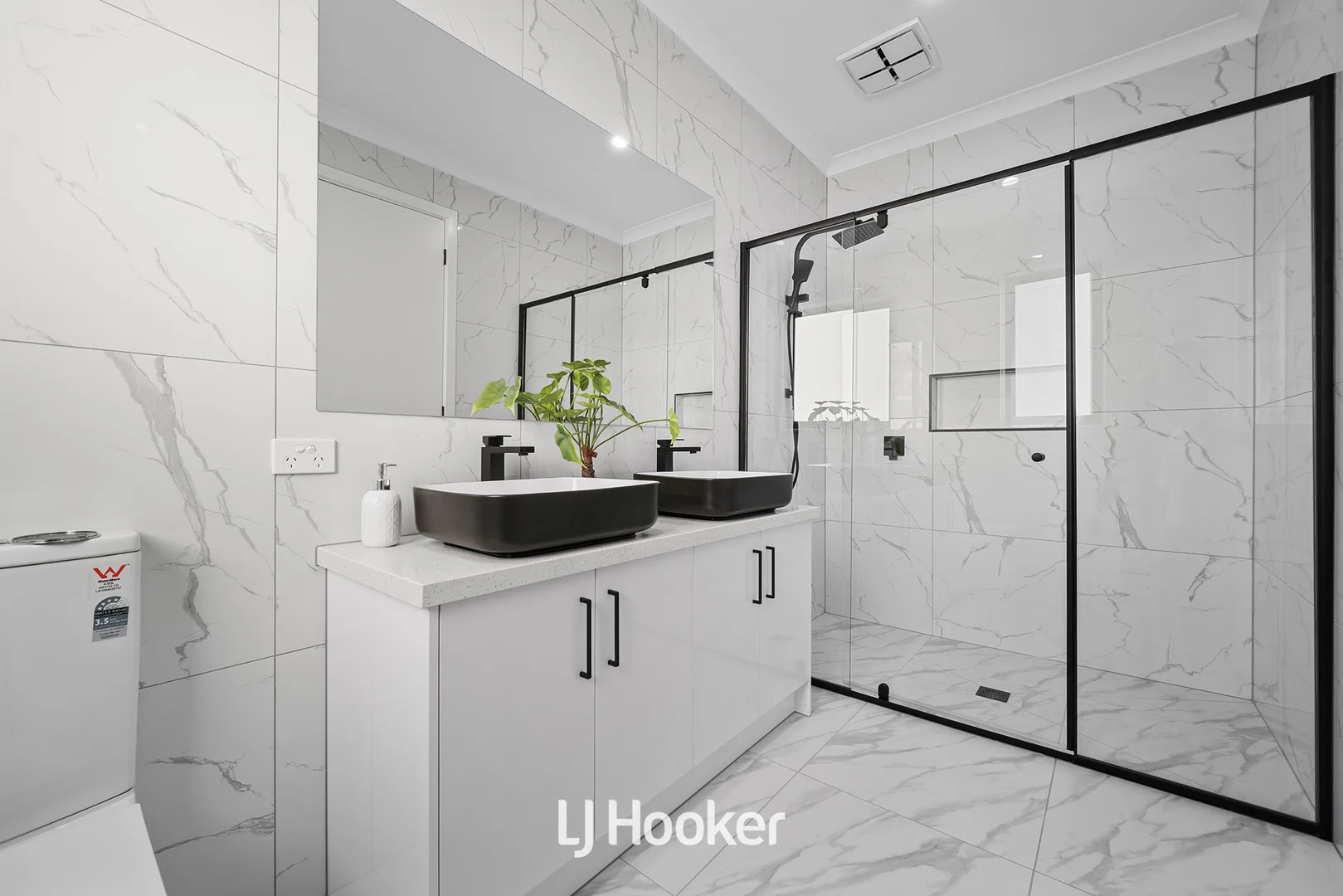 Additional image 14 of 21 Crescendo Boulevard, Clyde VIC 3978