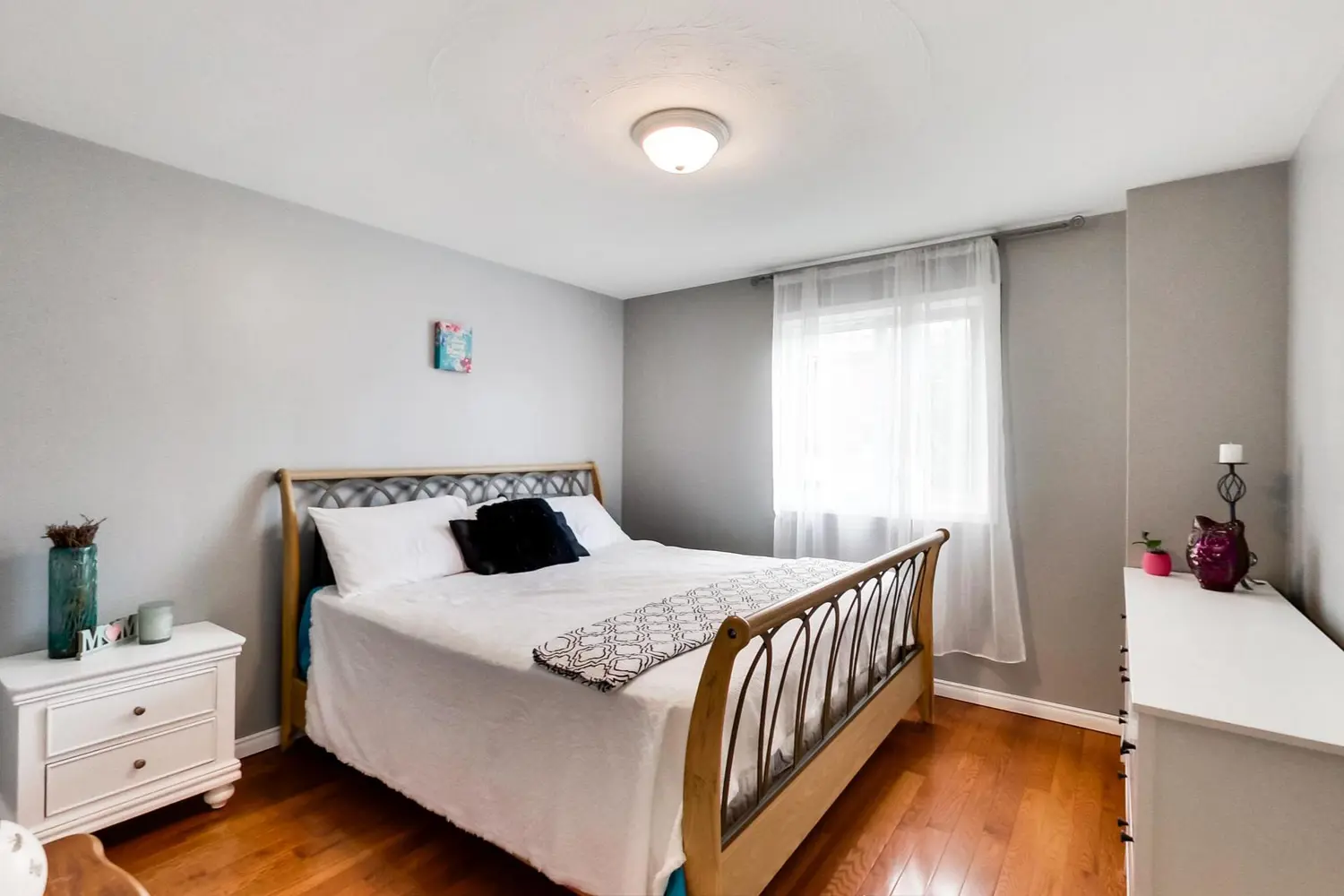 Additional image 13 of 18 Pavarotti Court