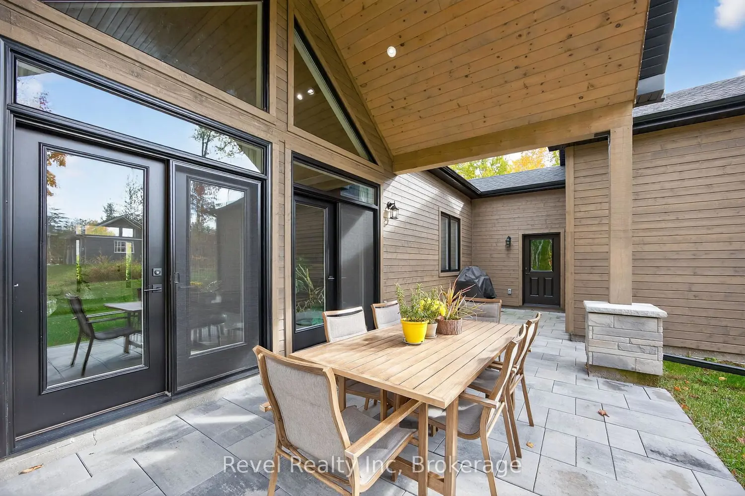 Additional image 14 of 2 Seguin Crescent