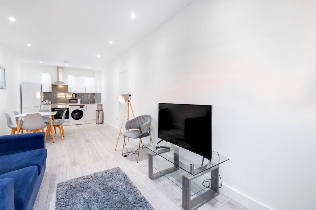 Additional image 15 of 1 bed flat to rentCorporation Street, Corby NN17