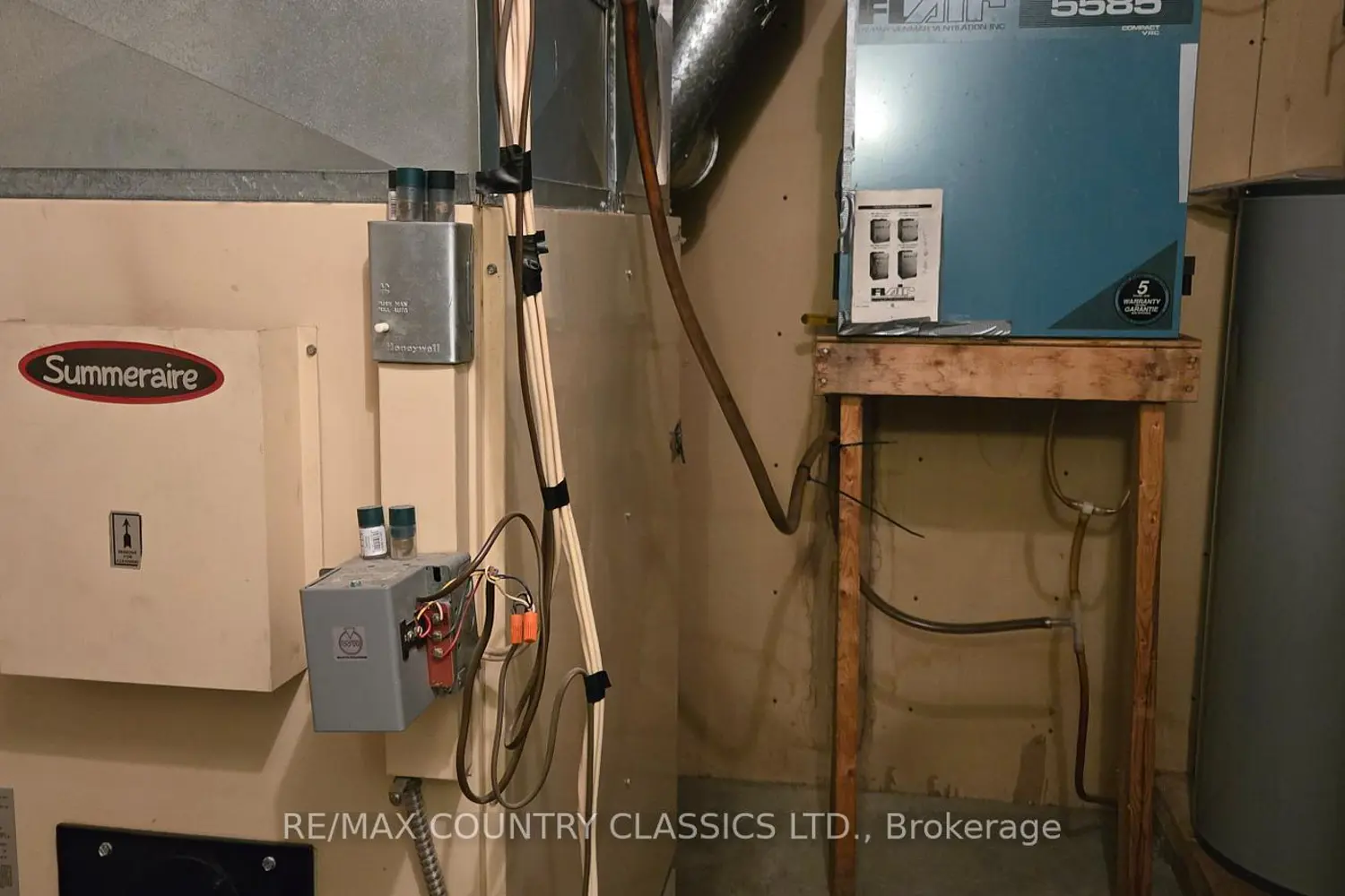 Additional image 16 of 29819 28 Highway