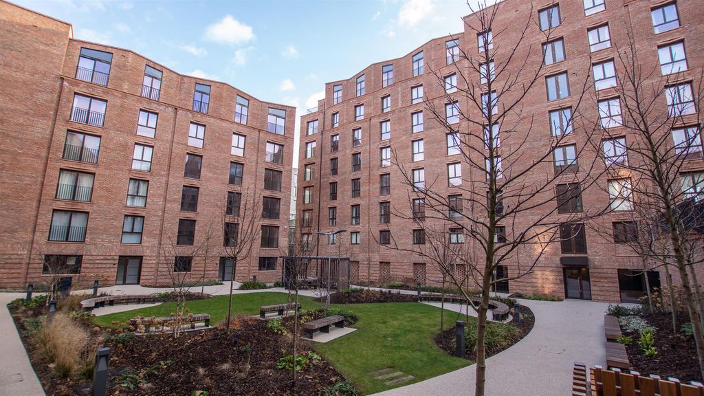 2 bed flat to rentThe Penthouse, Hudson Quarter, York YO1
