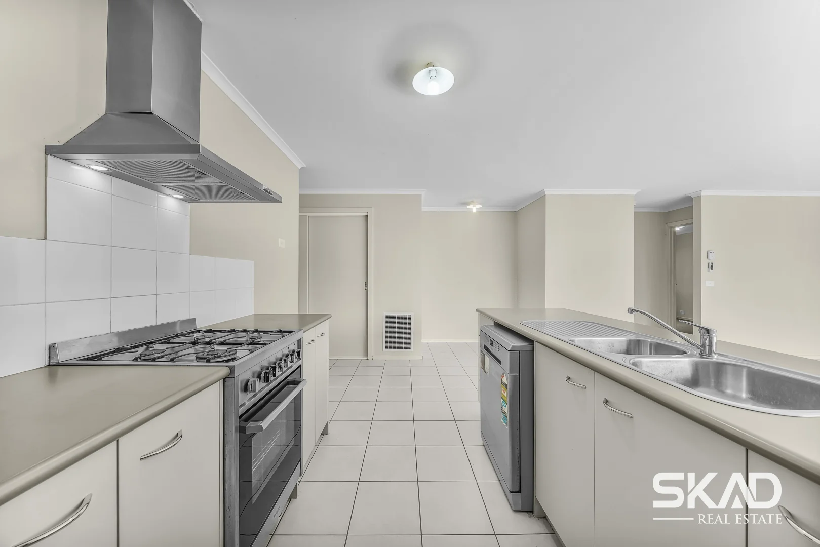 Additional image 10 of 7 Weavers Street, Manor Lakes VIC 3024