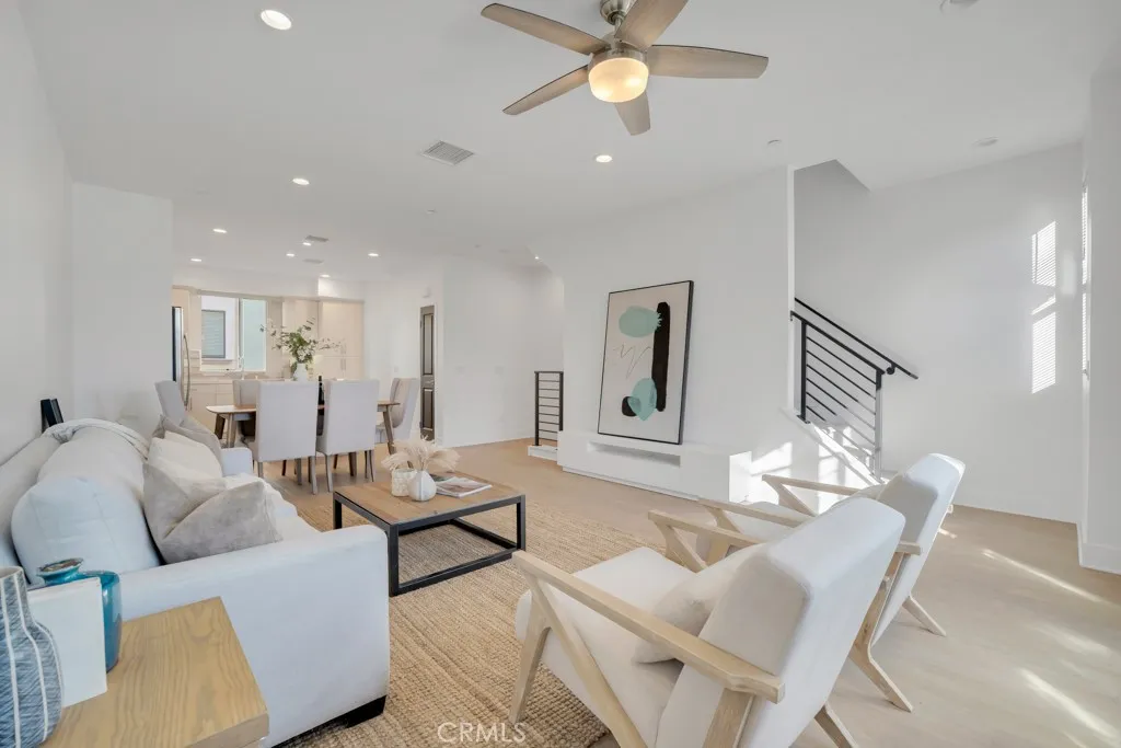 Additional image 34 of 10832 W Riverton Court, North Hollywood, CA 91602