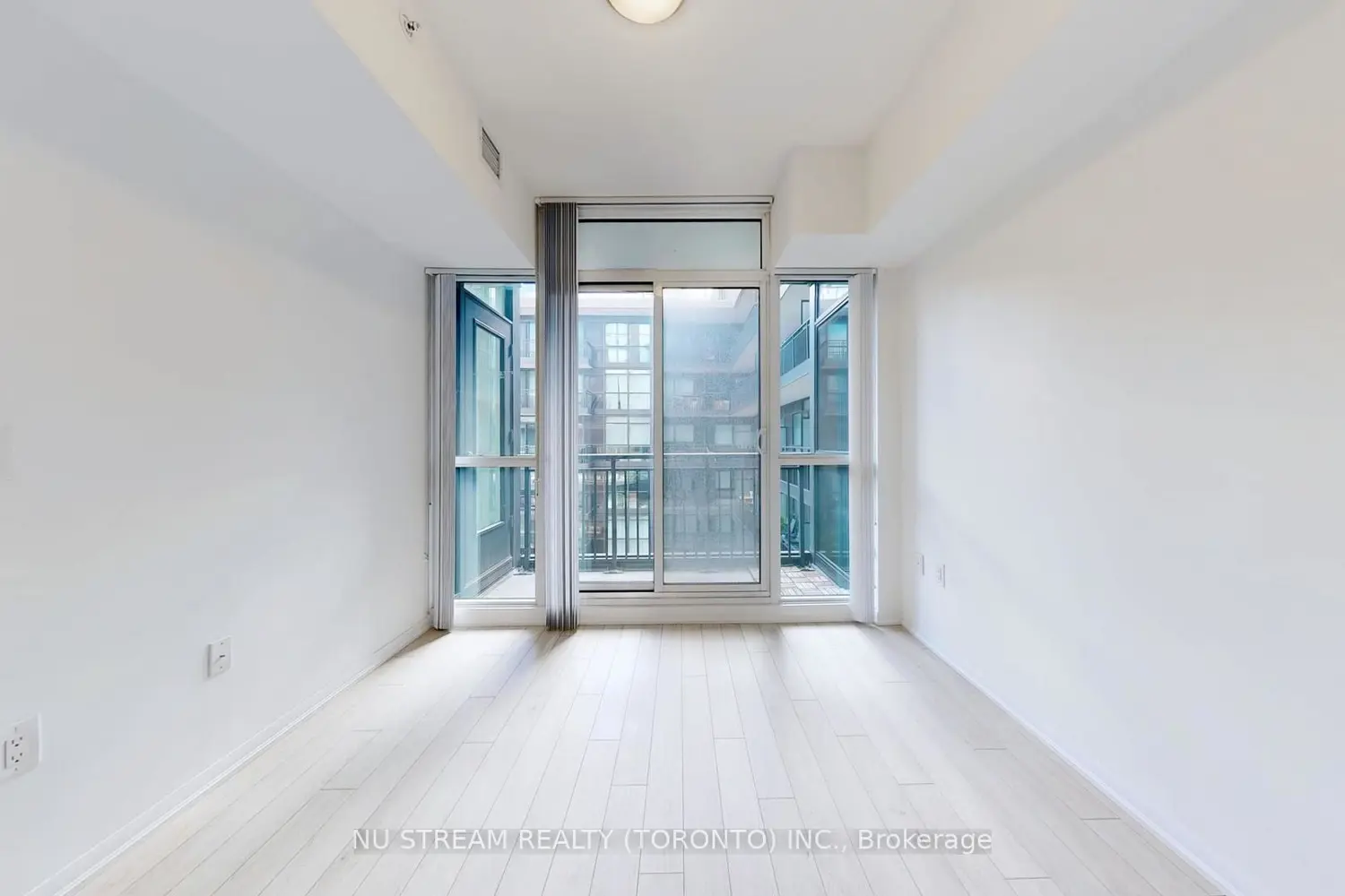 Additional image 7 of 3091 Dufferin Street 613