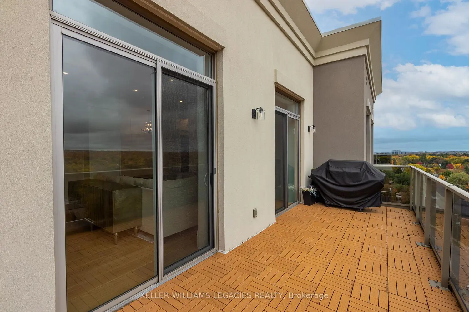 Additional image 14 of 223 Erb Street 1202