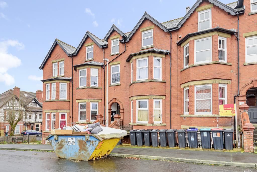 1 bed flat to rentLlandrindod Wells, Powys LD1