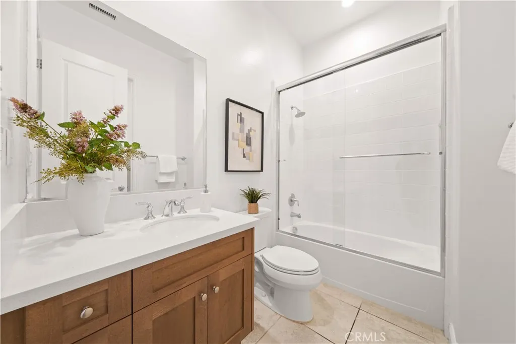 Additional image 61 of 221 Clear Fls, Irvine, CA 92602