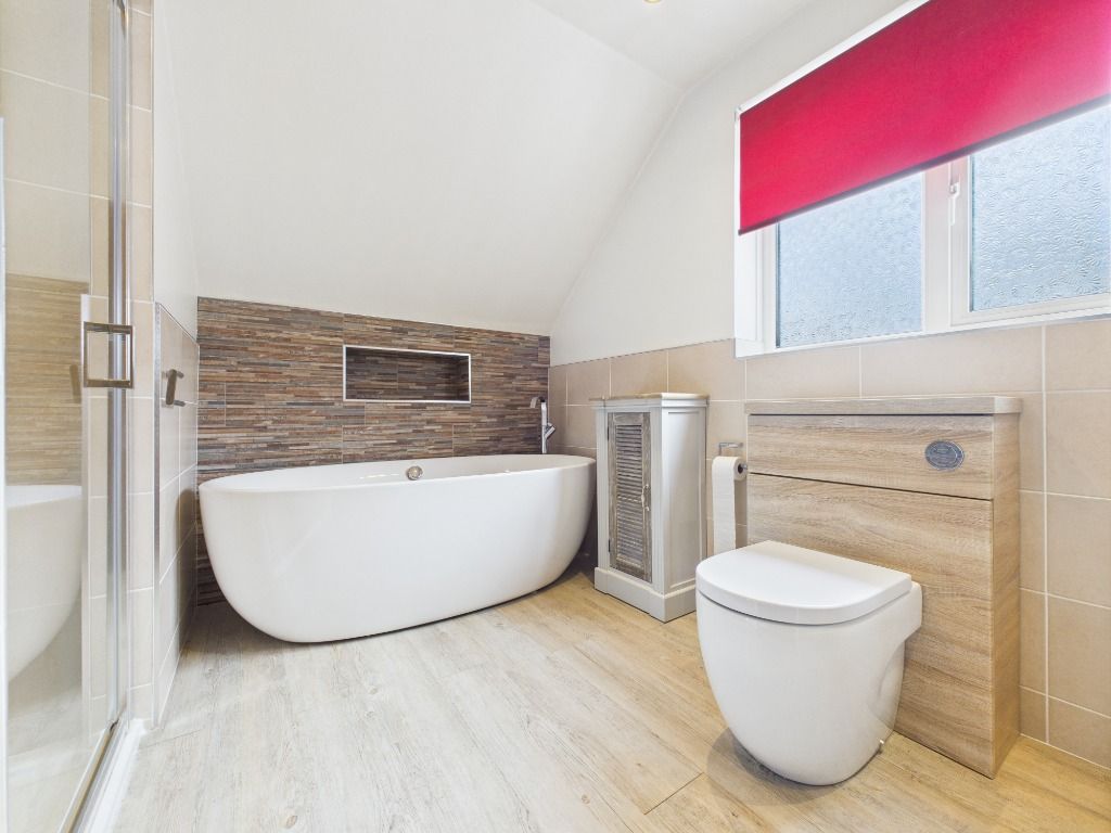 Additional image 10 of 3 bed semi-detached house to rentLoch Park Avenue, Carluke ML8