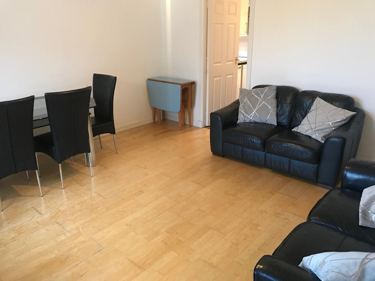 2 Bed Flat, Orwell Terrace, EH11, N1 7GU