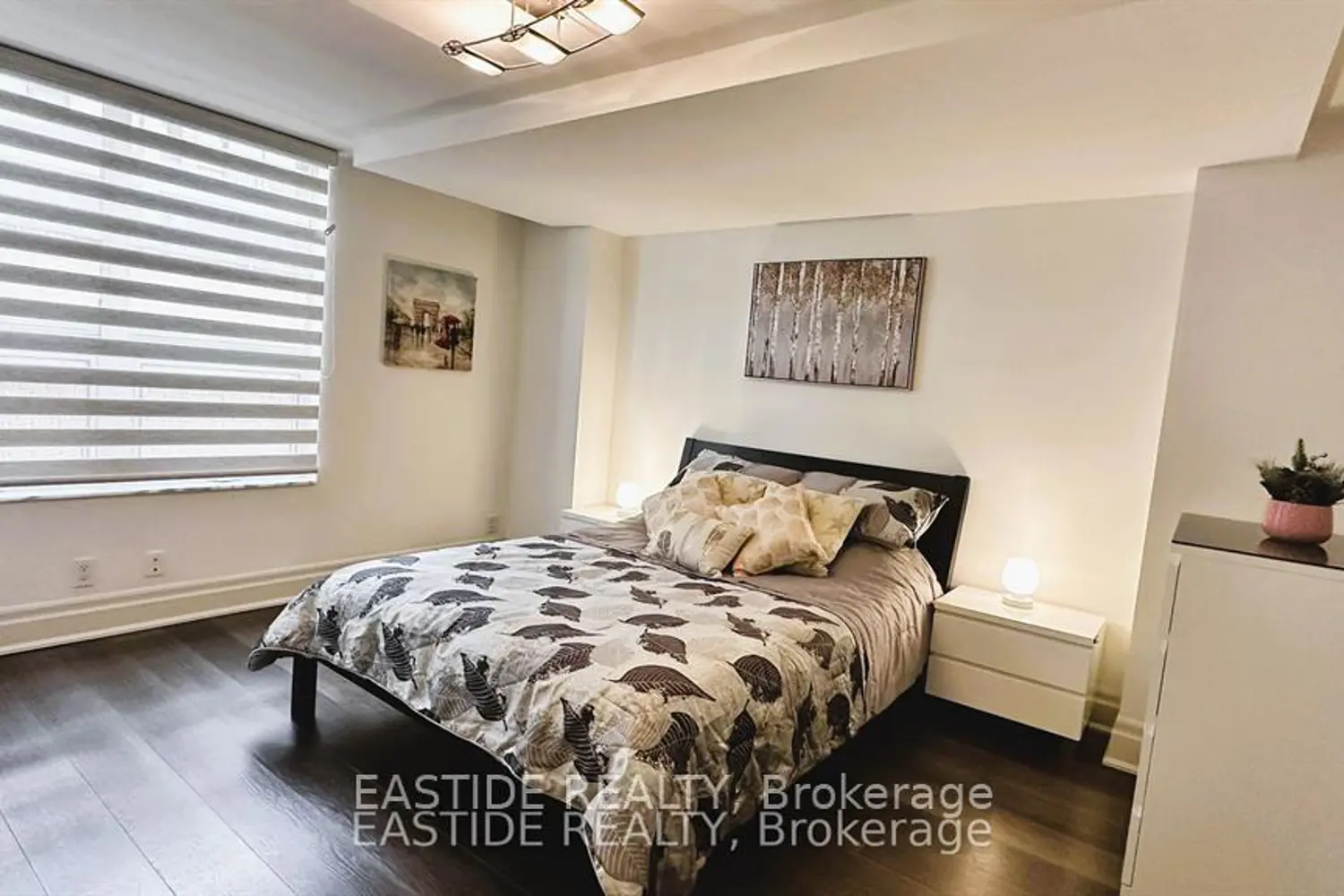 Additional image 15 of 68 Yorkville Avenue 303