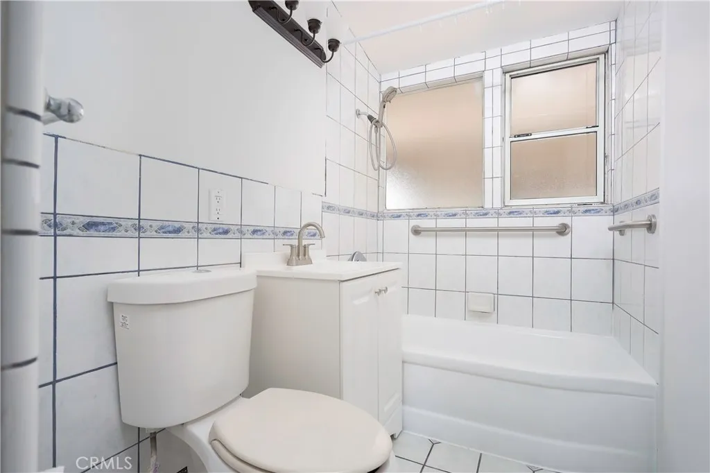 Additional image 42 of 1049 N Macneil St, San Fernando, CA 91340