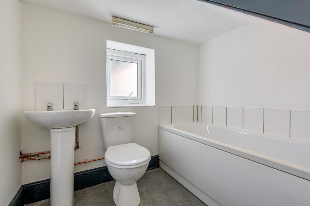 Additional image 2 of 1 bed flat to rentLlandrindod Wells, Powys LD1