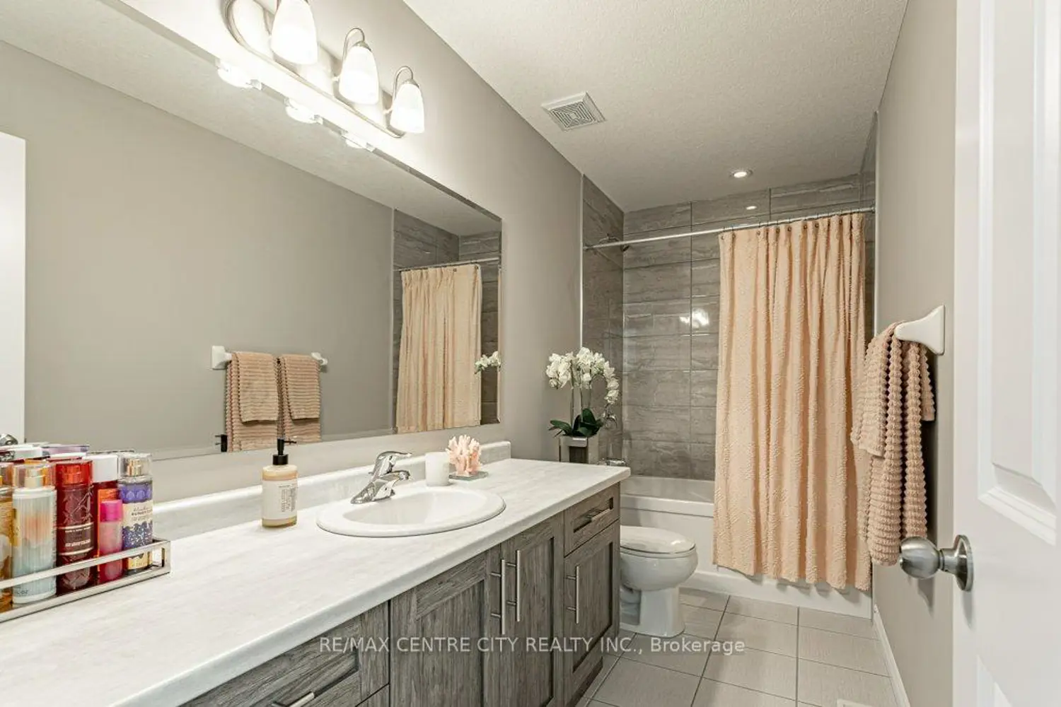 Additional image 10 of 150 Queen Street